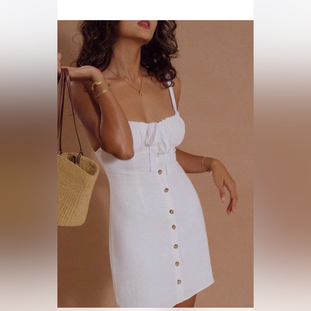 New with tags-White cotton and linen dress